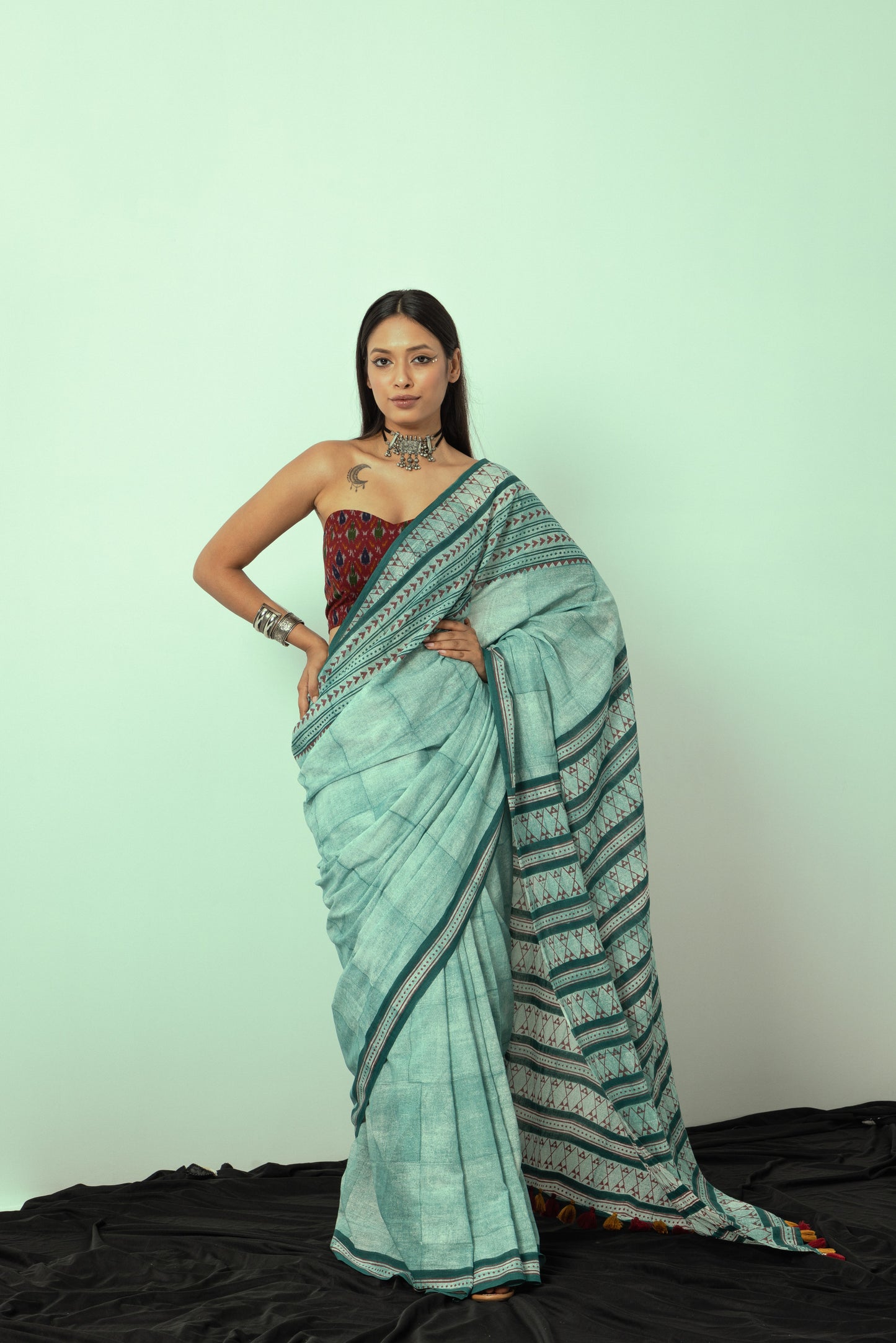 The Cotinga Saree set (with blouse piece)