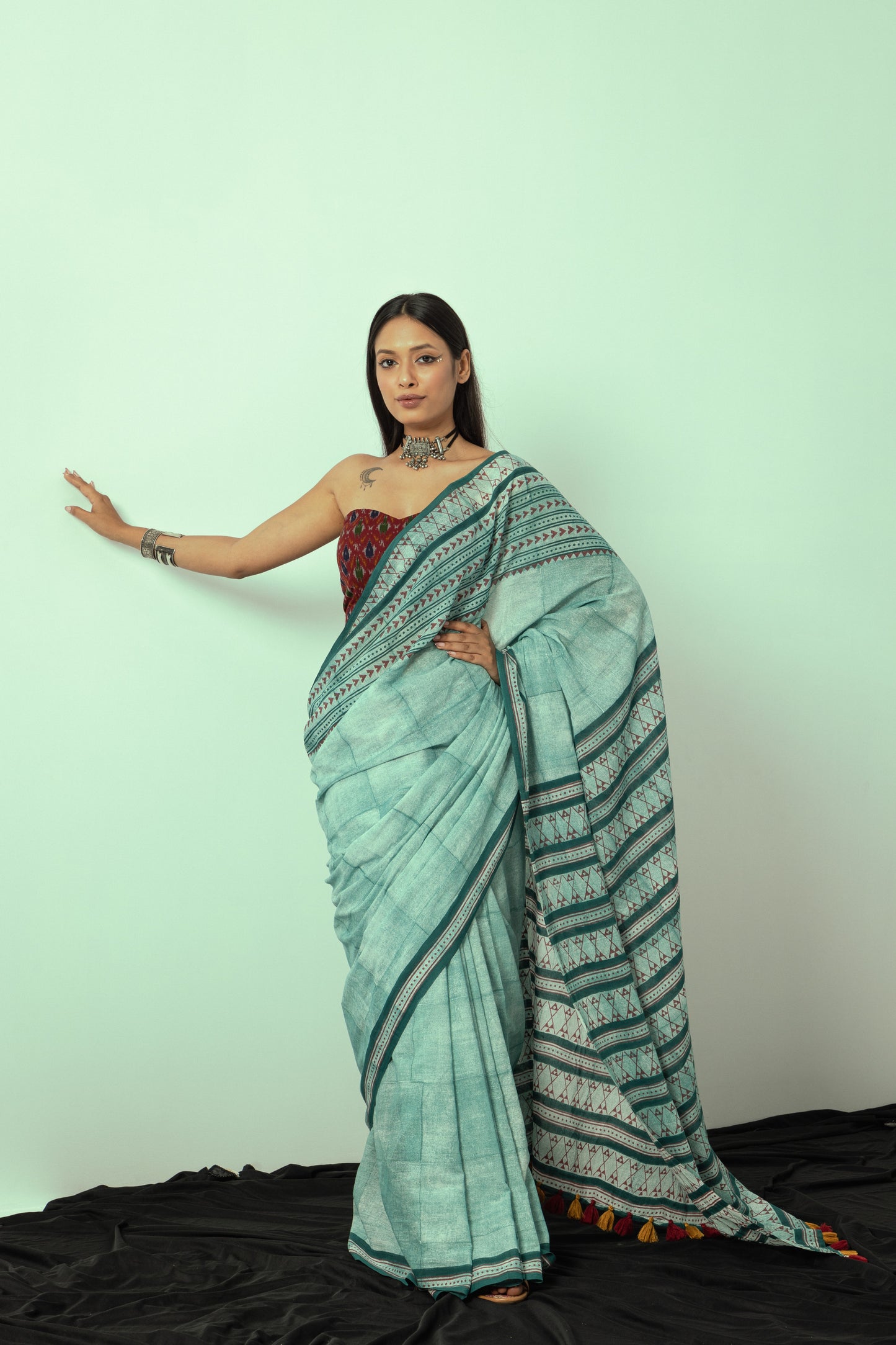 The Cotinga Saree set (with blouse piece)