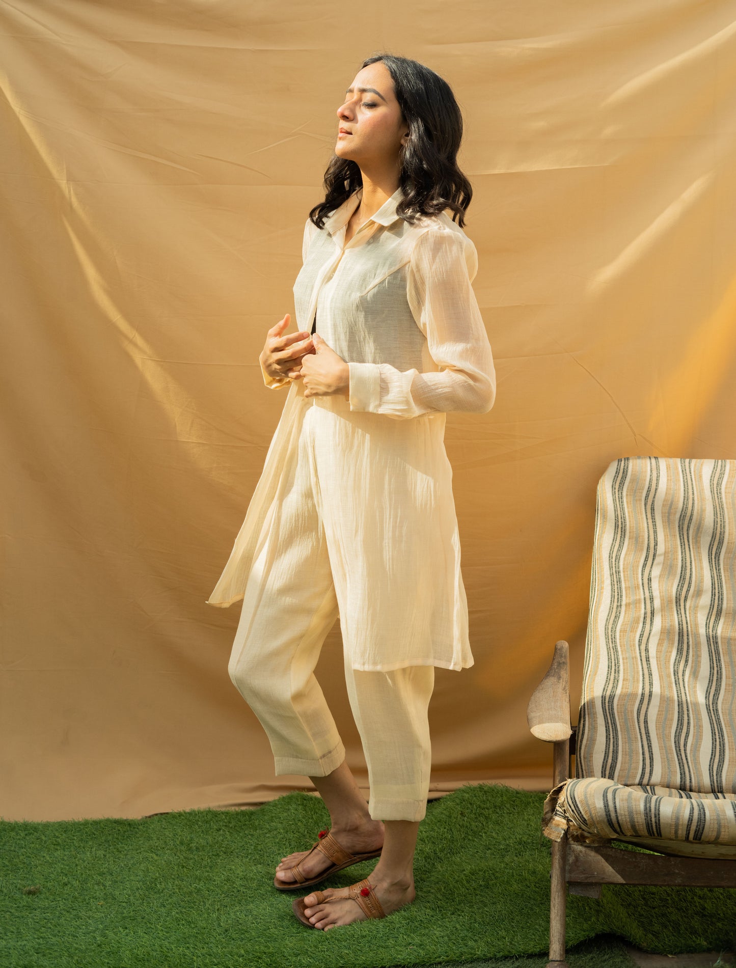 The Pearl Mul Chanderi Shrug and Pant Co-ord (Set of 2)